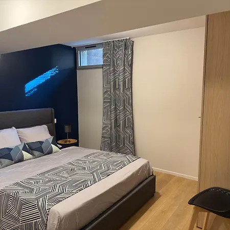 Au Coeur Du Vieux Port De *