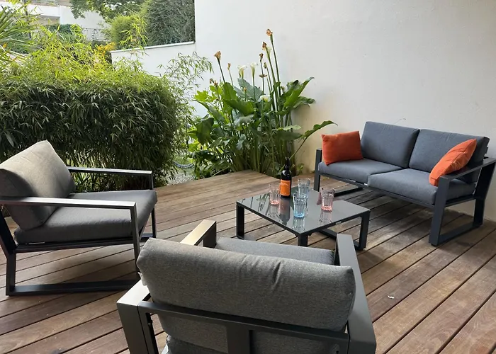 Au Coeur Du Vieux Port De * פורניק